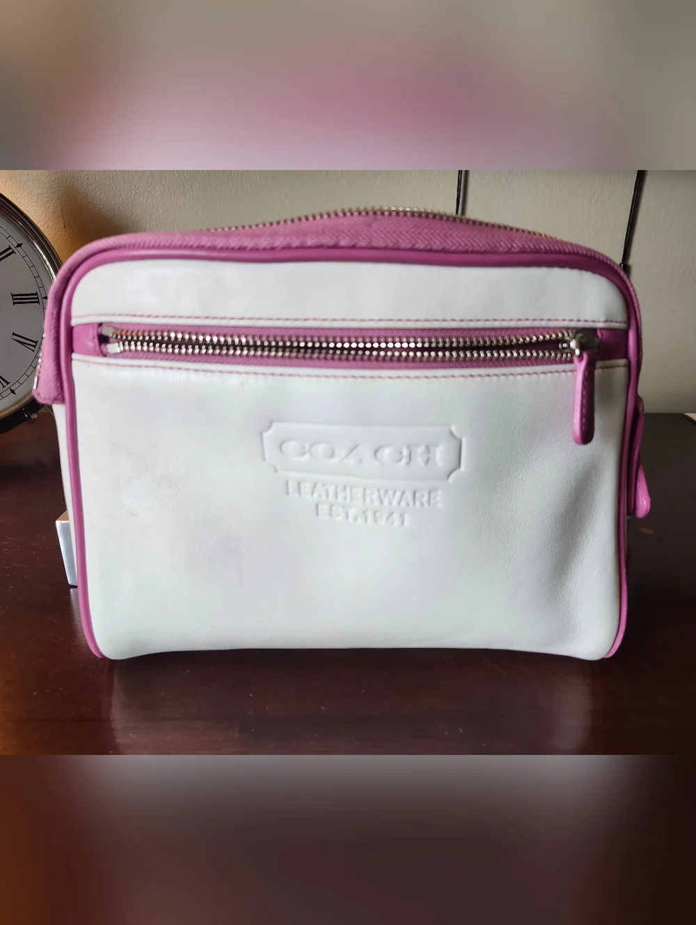 COACH Vintage White Leather Travel Pouch with Pink Trim. - Picture 3 of 10